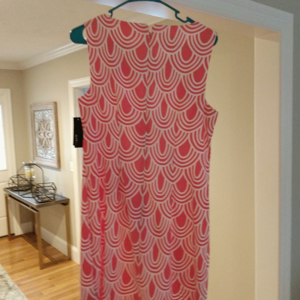 Dress in coral and white